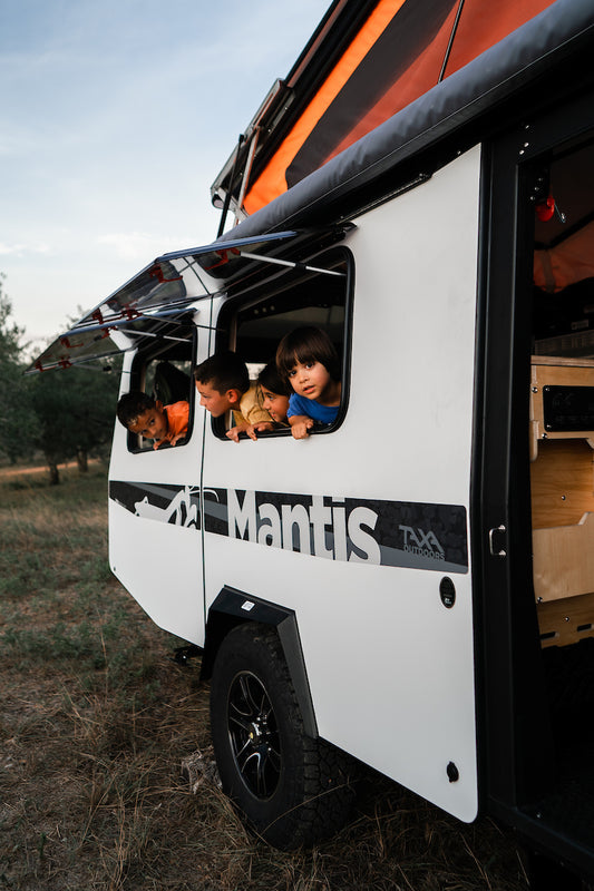 5 Reasons to Purchase a Travel Trailer for Camping